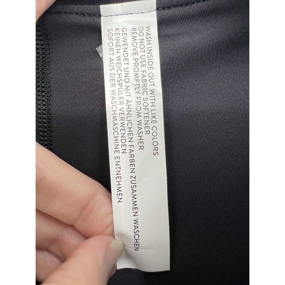 Peloton Move Mission Double Layer Run Shorts Womens Size M Black 2 in 1 Athletic - Picture 5 of 7